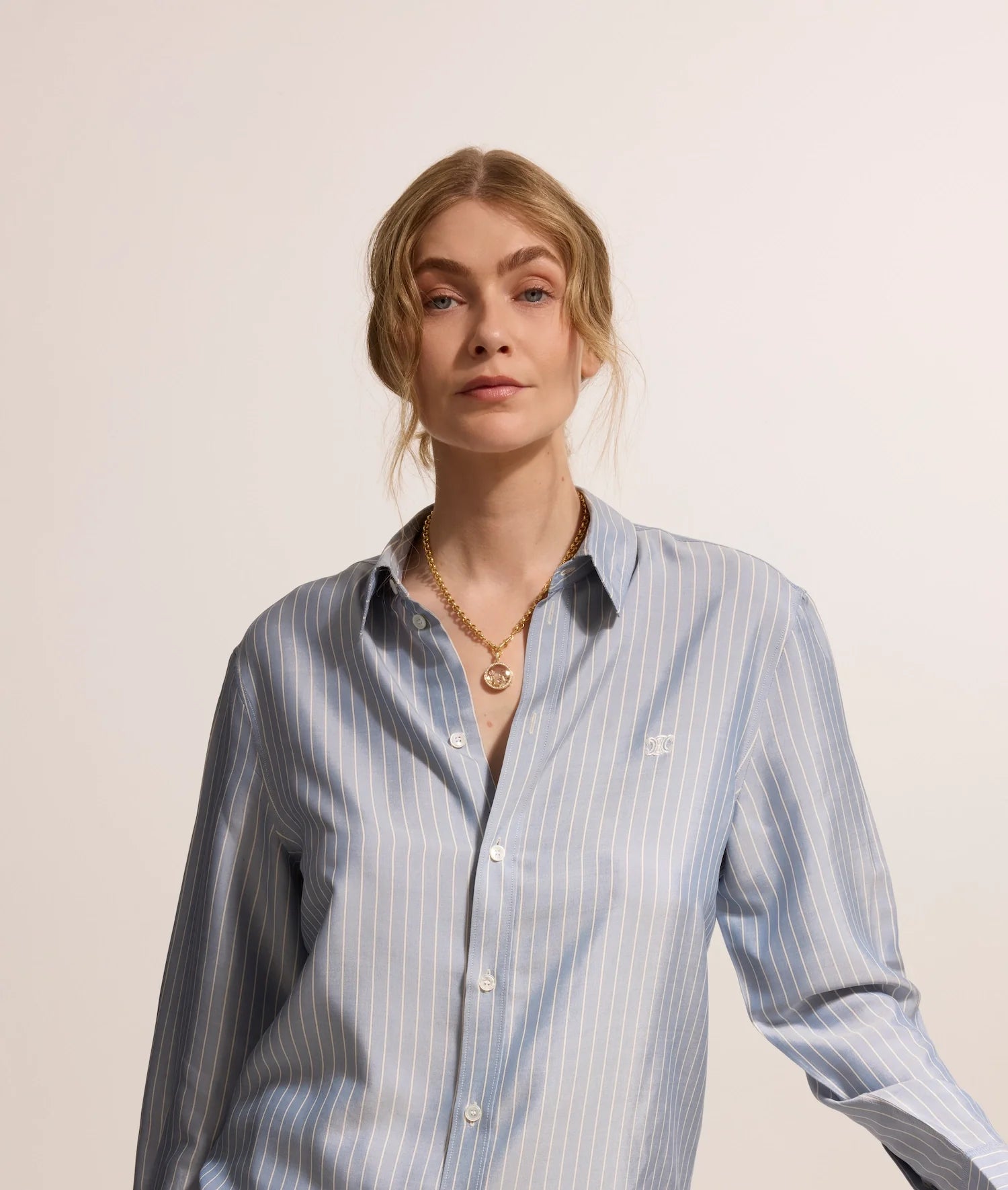 Taş Detaylı Yuvarlak Kolye Başlığı